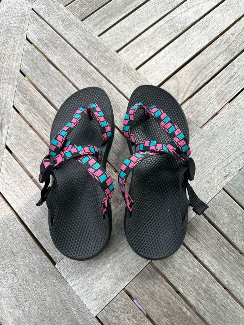 Chaco Tegu J107292  Sport Sandals W 11 -PINK TEAL & BLACK BACKLESS & ADJUSTABLE